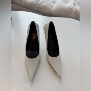 Balenciaga white knife pumps 39